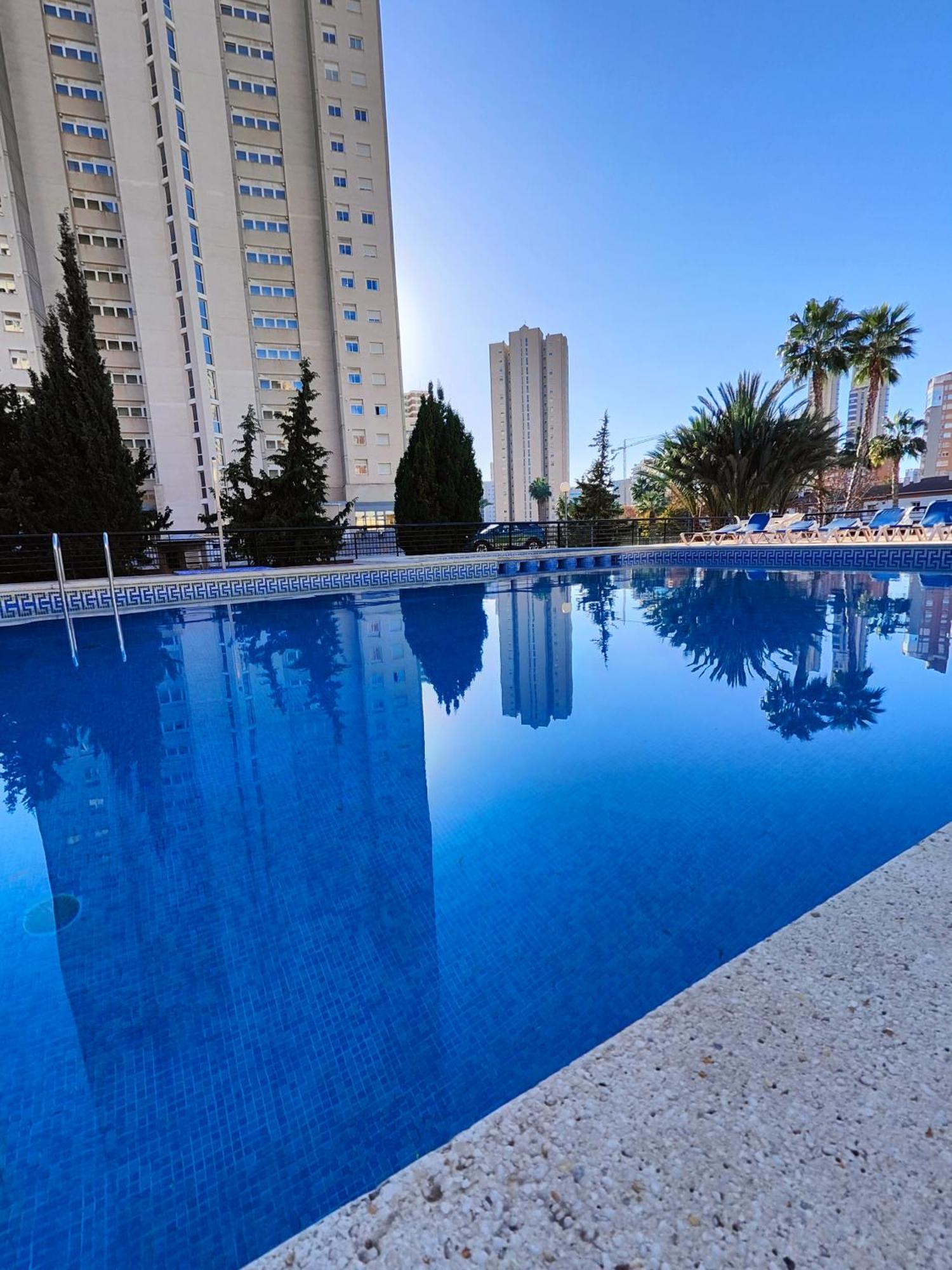 Playa Levante Lux Mar Бенідорм Екстер'єр фото